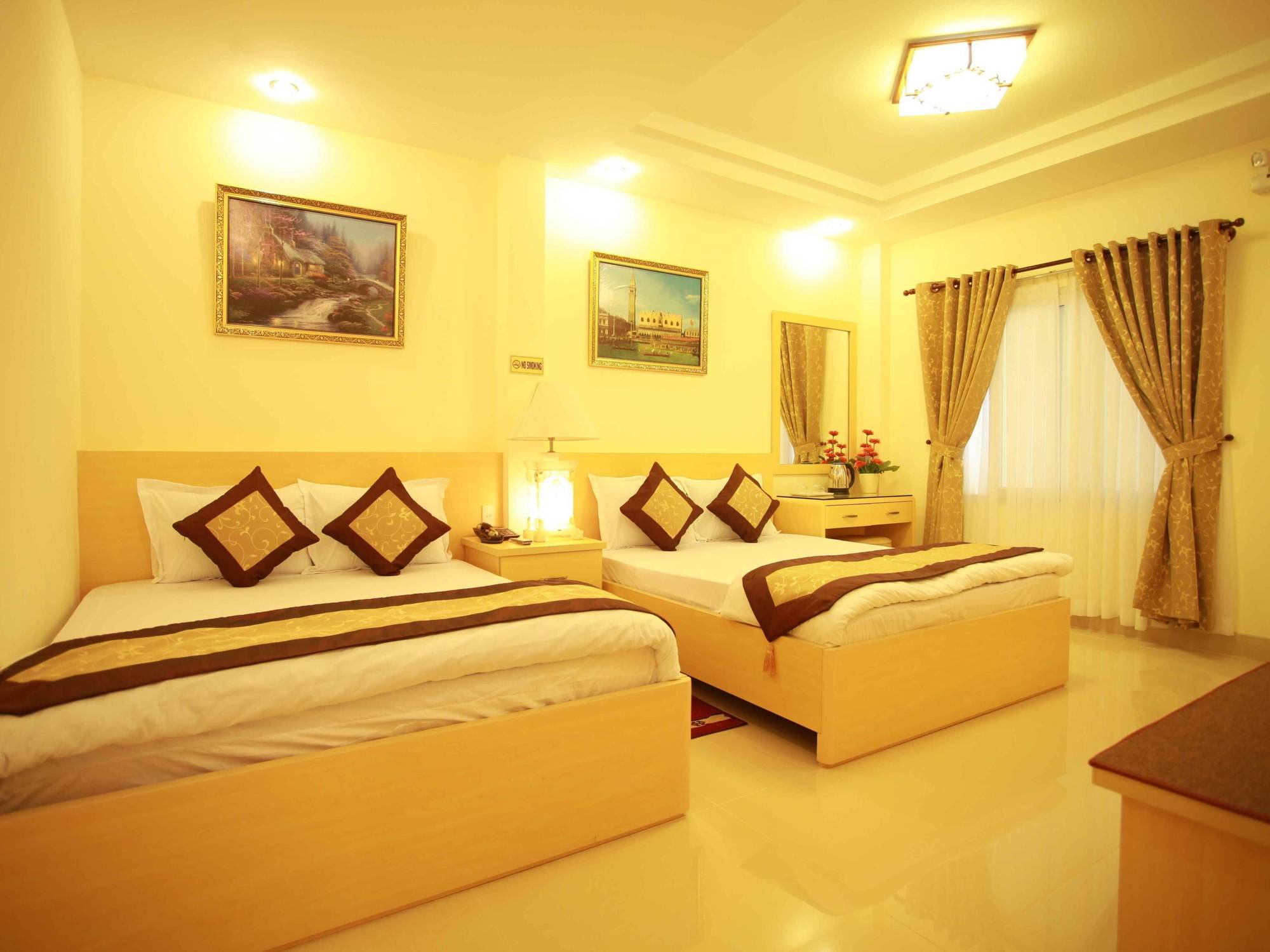 Tulip Hotel 2 Đà Lạt Exterior foto
